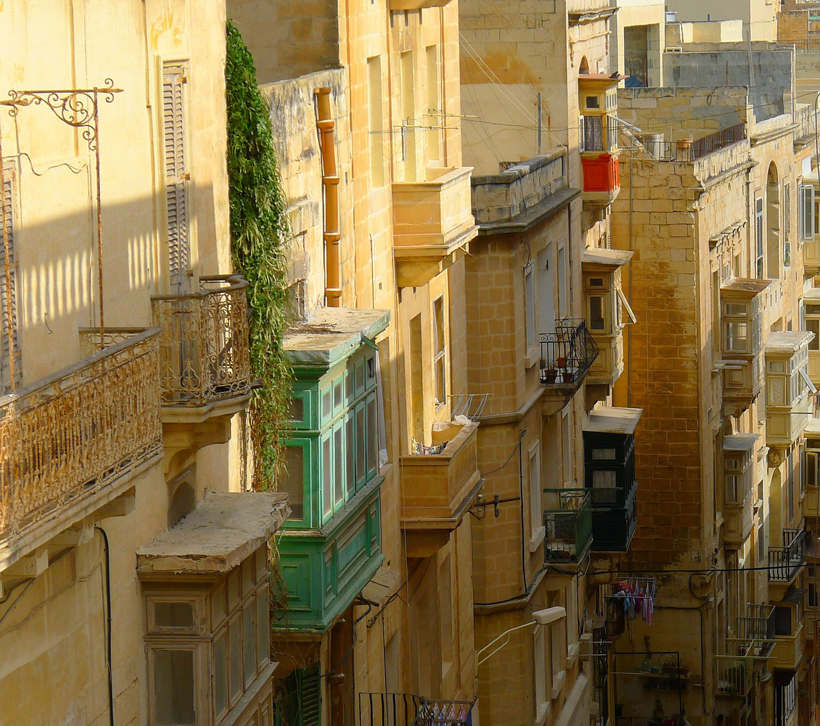 malta-domy-valetta-infoloty.jpg